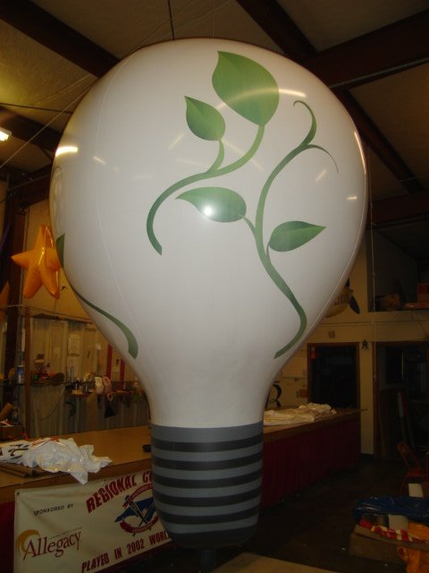 Giant light bulb shape helium balloon printed with a leaf logo